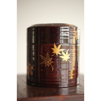 七代 中村宗哲 春秋蒔絵棗　Q265 