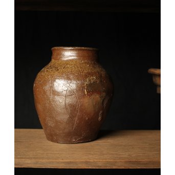 室町 常滑壺　P229 