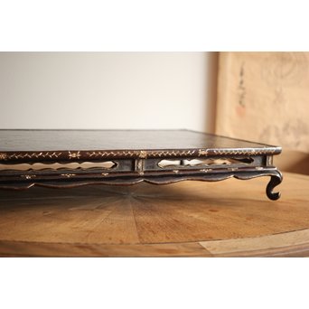 唐物 黒漆螺鈿象嵌 平卓 青貝花台　Q268 