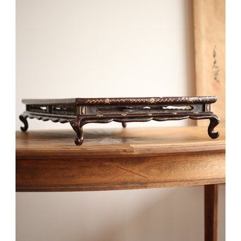 唐物 黒漆螺鈿象嵌 平卓 青貝花台　Q268 