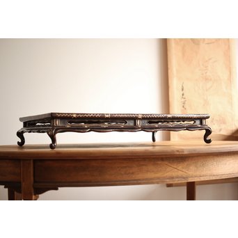 唐物 黒漆螺鈿象嵌 平卓 青貝花台　Q268 