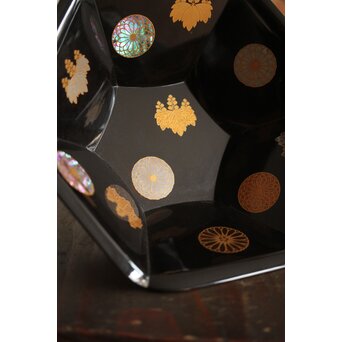幸阿弥派 高台寺蒔絵 多角菓子鉢　Q269 