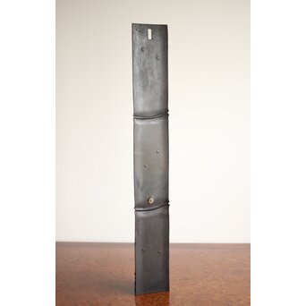 明戈(花押)作 竹雀意匠 鉄垂撥 短冊掛　M251 