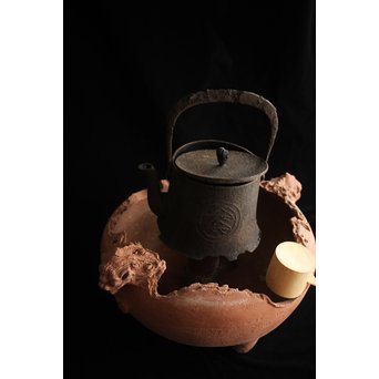 放下庵特山製 獅子耳土器破/やつれ風炉 涼炉 瓶掛　P231 