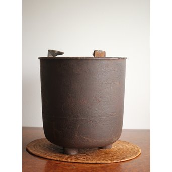 陶々斎 鉄立風炉 瓶掛 涼炉　M252 