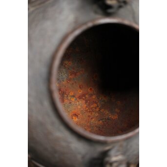 亀文堂 日本梅泉 饕餮紋蓋 象嵌鉄瓶　 M253 