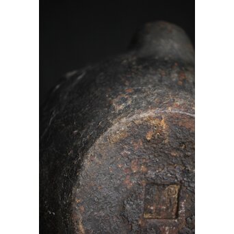 亀文堂 日本梅泉 饕餮紋蓋 象嵌鉄瓶　 M253 