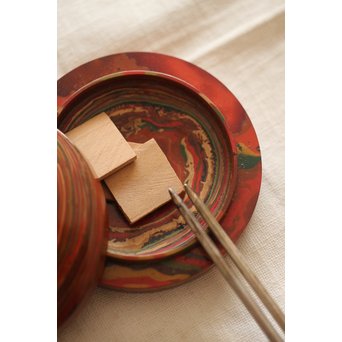 堆漆/乾漆香合　Q270 