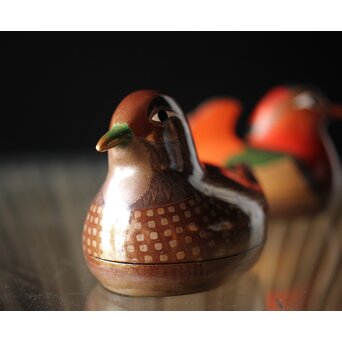 三代 鈴木表朔 鈴木雅也 乾漆鴛鴦香合　Q273 