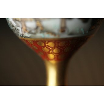 九谷 田村金星作 明治天皇御製 金彩手毛筆細字 洋杯　P238 