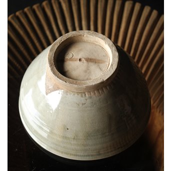 初代 真清水蔵六 珠光青磁魚紋大鉢　P239 