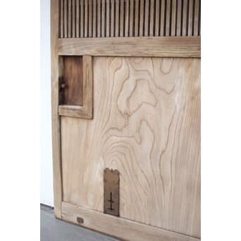 白銀化 格子欅蔵戸　W036Y 