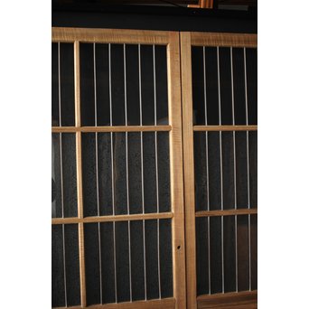 虎斑杢 堅木と銅桟のガラス戸 2枚1組　GD0059Y 