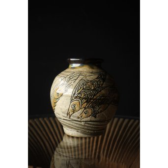 人間国宝 壷屋焼 金城次郎作 魚文 壷 花瓶　P241