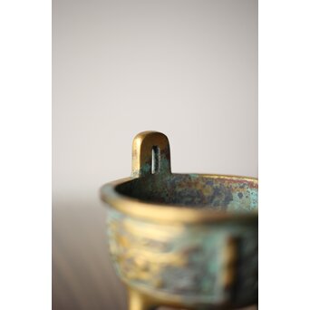 西垣一瑳 鍍金銅饕餮紋 鼎式香炉　M263 