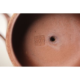 中国宜興 紫砂朱泥 70年代早期 曹婉芬 線圓壺/线圆壶 茶壺/急須　P246 