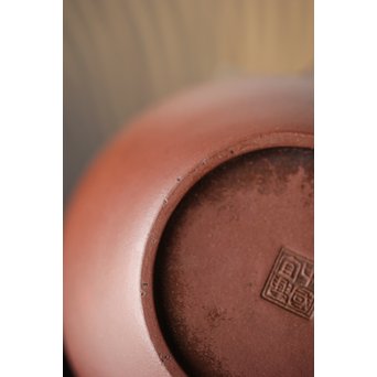 中国宜興 紫砂朱泥 70年代早期 曹婉芬 線圓壺/线圆壶 茶壺/急須　P246 