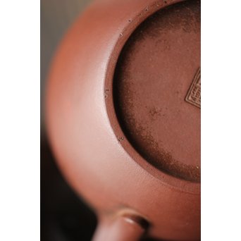 中国宜興 紫砂朱泥 70年代早期 曹婉芬 線圓壺/线圆壶 茶壺/急須　P246 