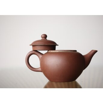 中国宜興 柴砂朱泥 水平壺　P248 