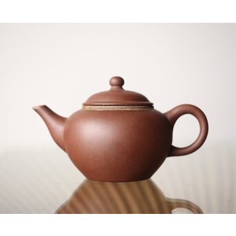 中国宜興 柴砂朱泥 水平壺　P248