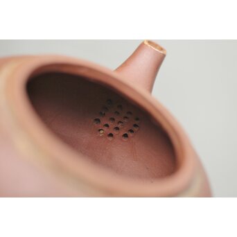 中国宜興 柴砂朱泥 水平壺　P248 