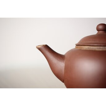 中国宜興 柴砂朱泥 水平壺　P248 