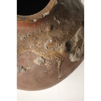 常滑焼 変形壺　P249 