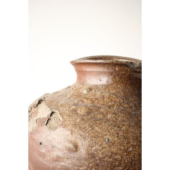 常滑焼 変形壺　P249 