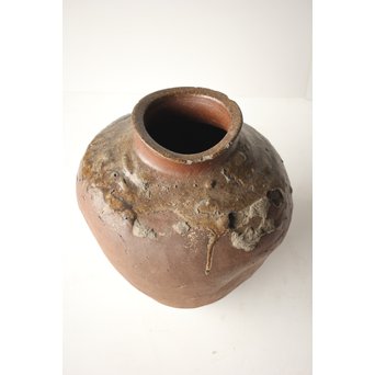 常滑焼 変形壺　P249 