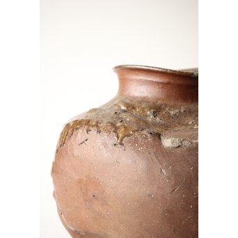 常滑焼 変形壺　P249 