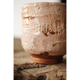 楽山焼 蟹彫 湯呑　P250 