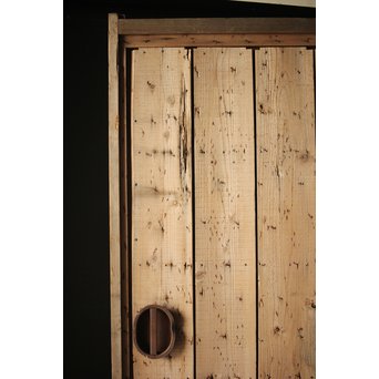 漆喰剥がれ蔵戸　W038 