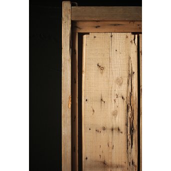 漆喰剥がれ蔵戸　W038 