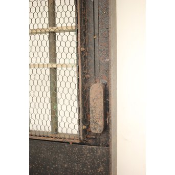 波兎金具 総鉄蔵戸　W041Y 