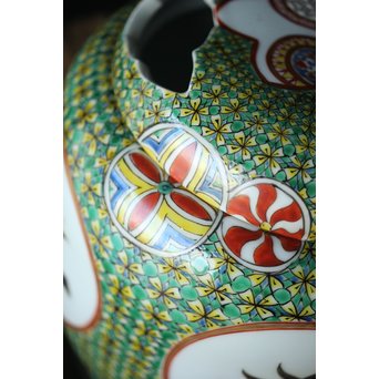 二代 上出喜山 獅子図小紋文様手炉　P258 