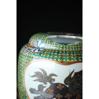 二代 上出喜山 獅子図小紋文様手炉　P258 