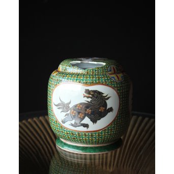 二代 上出喜山 獅子図小紋文様手炉　P258 