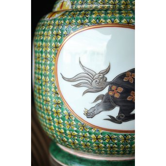 二代 上出喜山 獅子図小紋文様手炉　P258 