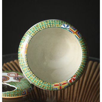 二代 上出喜山 獅子図小紋文様手炉　P258 