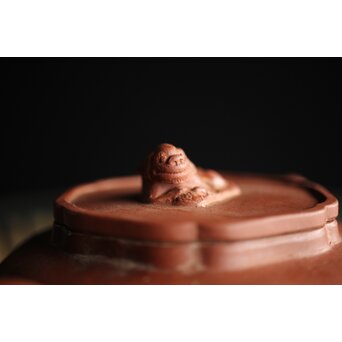 紅雨刻 漢詩梅紋朱泥急須 獅子摘 中国宜興 茶壺　P260 