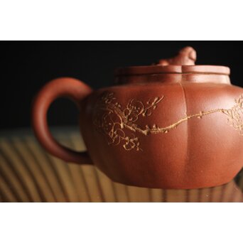 紅雨刻 漢詩梅紋朱泥急須 獅子摘 中国宜興 茶壺　P260 