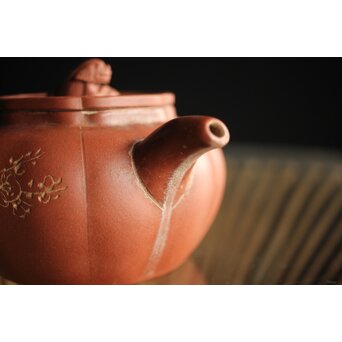 紅雨刻 漢詩梅紋朱泥急須 獅子摘 中国宜興 茶壺　P260 