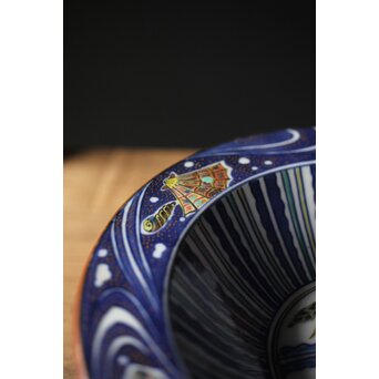 二代 上出喜山 九谷貝尽蓋物　P268 