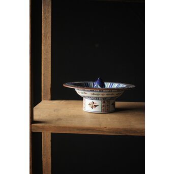 二代 上出喜山 九谷貝尽蓋物　P268