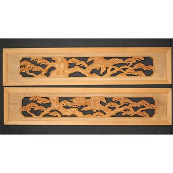 松に鷹 木彫欄間 2枚1組　R0128 