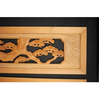 松に鷹 木彫欄間 2枚1組　R0128 