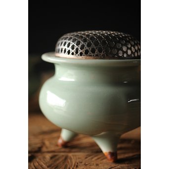 清風与平 純銀火屋 袴腰青磁香炉　P269 
