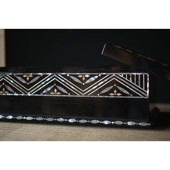 柳畔居古拙/梶古拙 青貝菊 宝石箱　Q281 