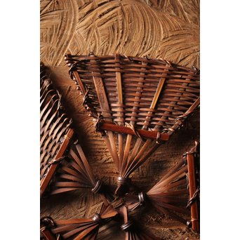 松雲斎 笑月作 竹工芸 末広型銘々盆　U259 