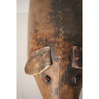 OMERSA オマーサ pig ブタ スツール オットマンS　U260 